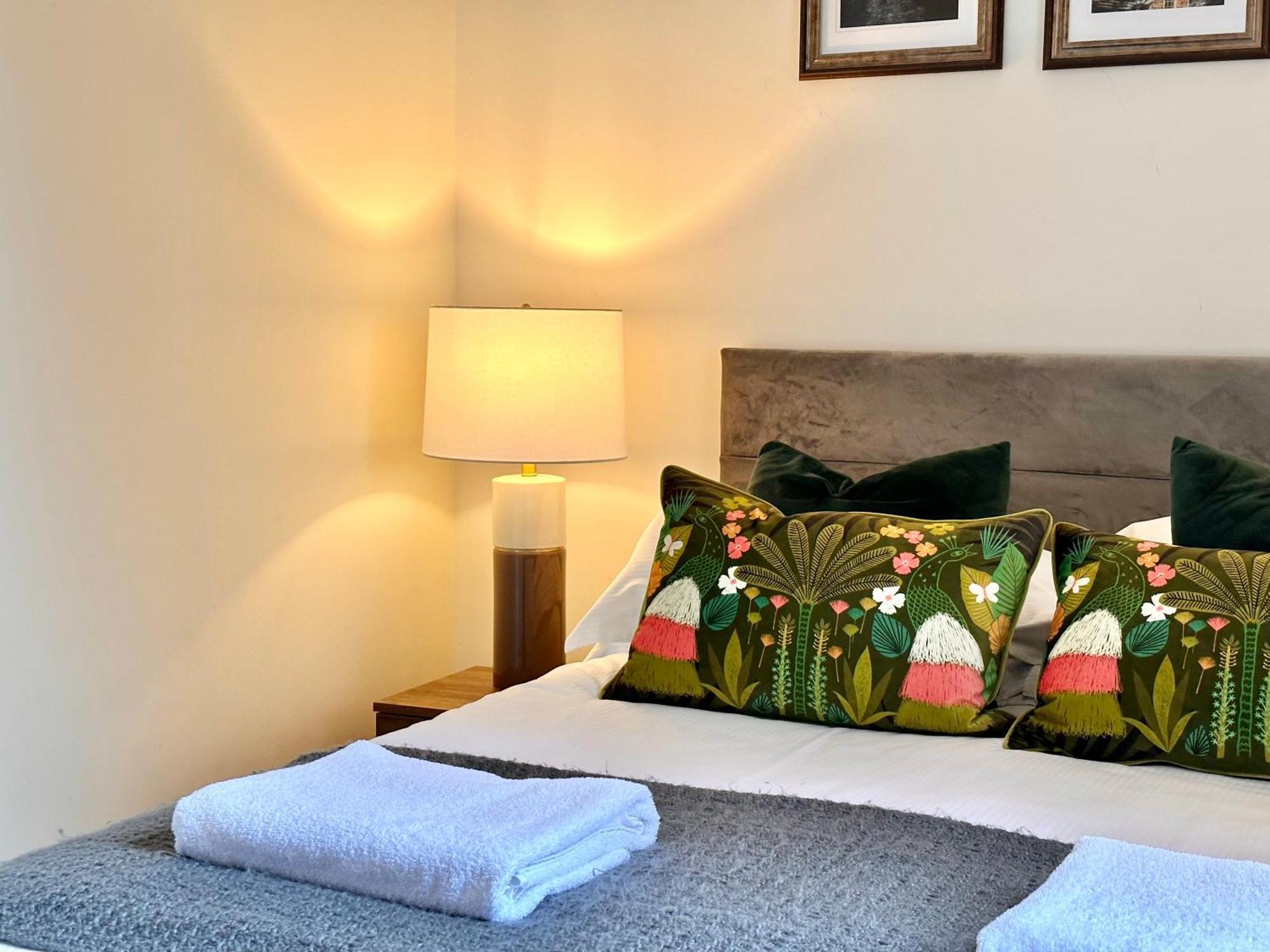 Apartament Clifford'S Reach At Bluebridge Court With Free Parking York Zewnętrze zdjęcie