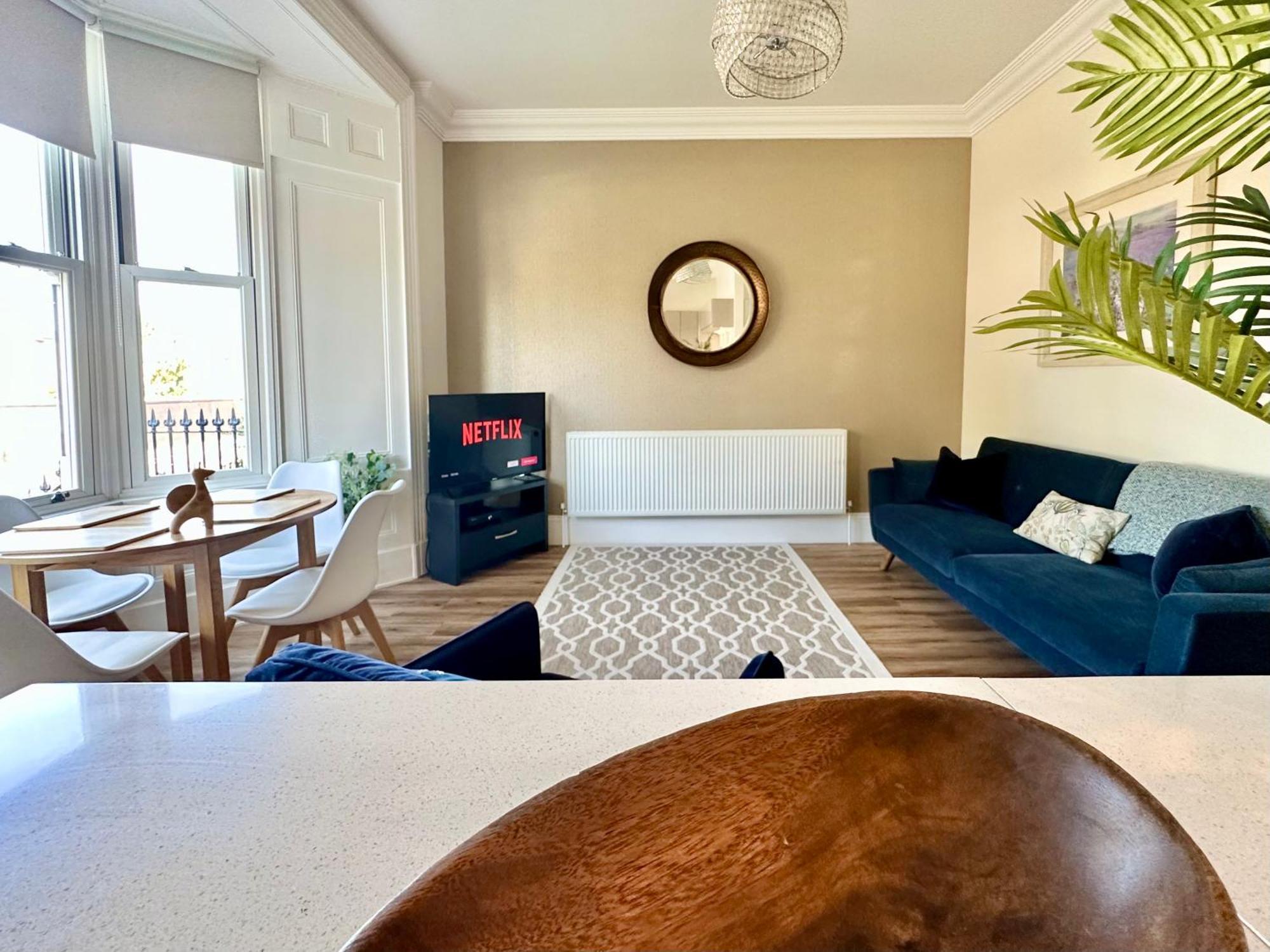 Apartament Clifford'S Reach At Bluebridge Court With Free Parking York Zewnętrze zdjęcie